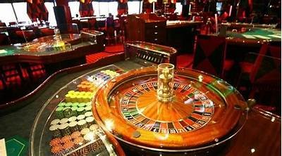 Exploring the Differences and Unique Features of Cassino and Casino in Gaming Culture